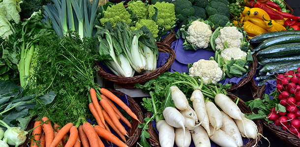 Wer beschlie&szlig;t, sich vom Fleischverzehr zu verabschieden und Vegetarier zu werden, sollte von Anfang an auf die ausreichende Aufnahme von Vitamin B12 achten.